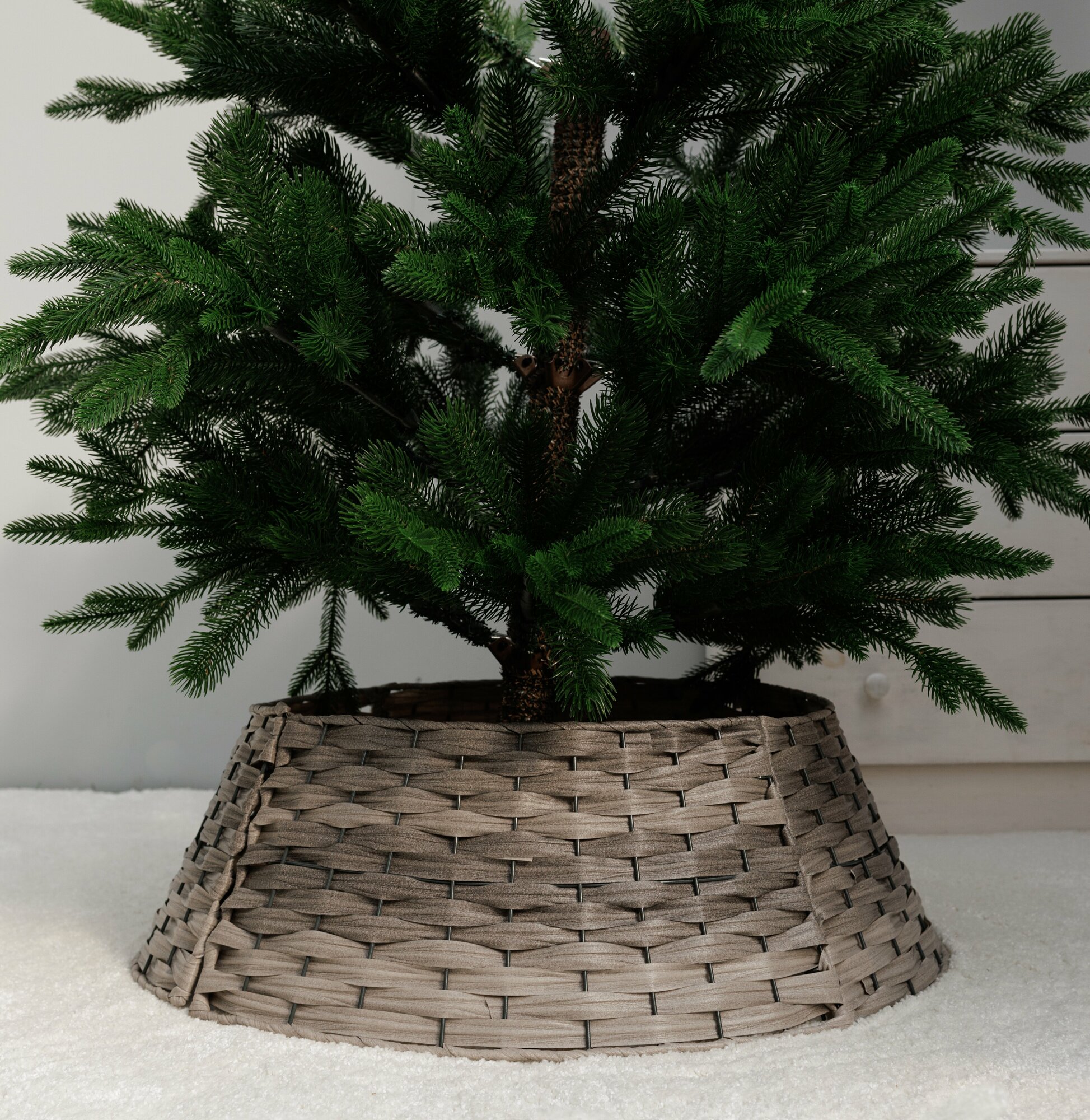 фото Корзина под елку, 65х50х21 см