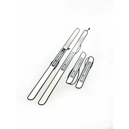 Накладки на пороги светящиеся Субару Форестер