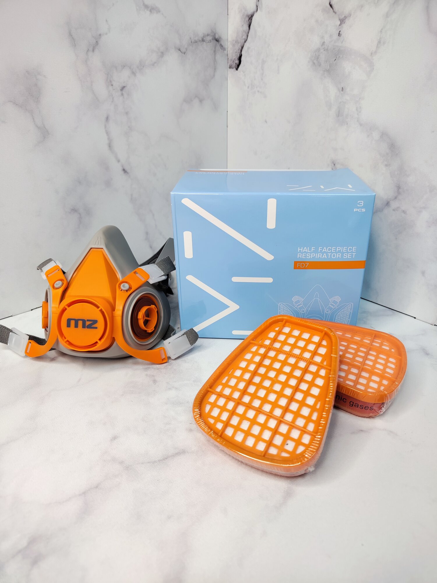 Маска-респиратор MZ FD-7 серо-оранжевый (2 фильтра)