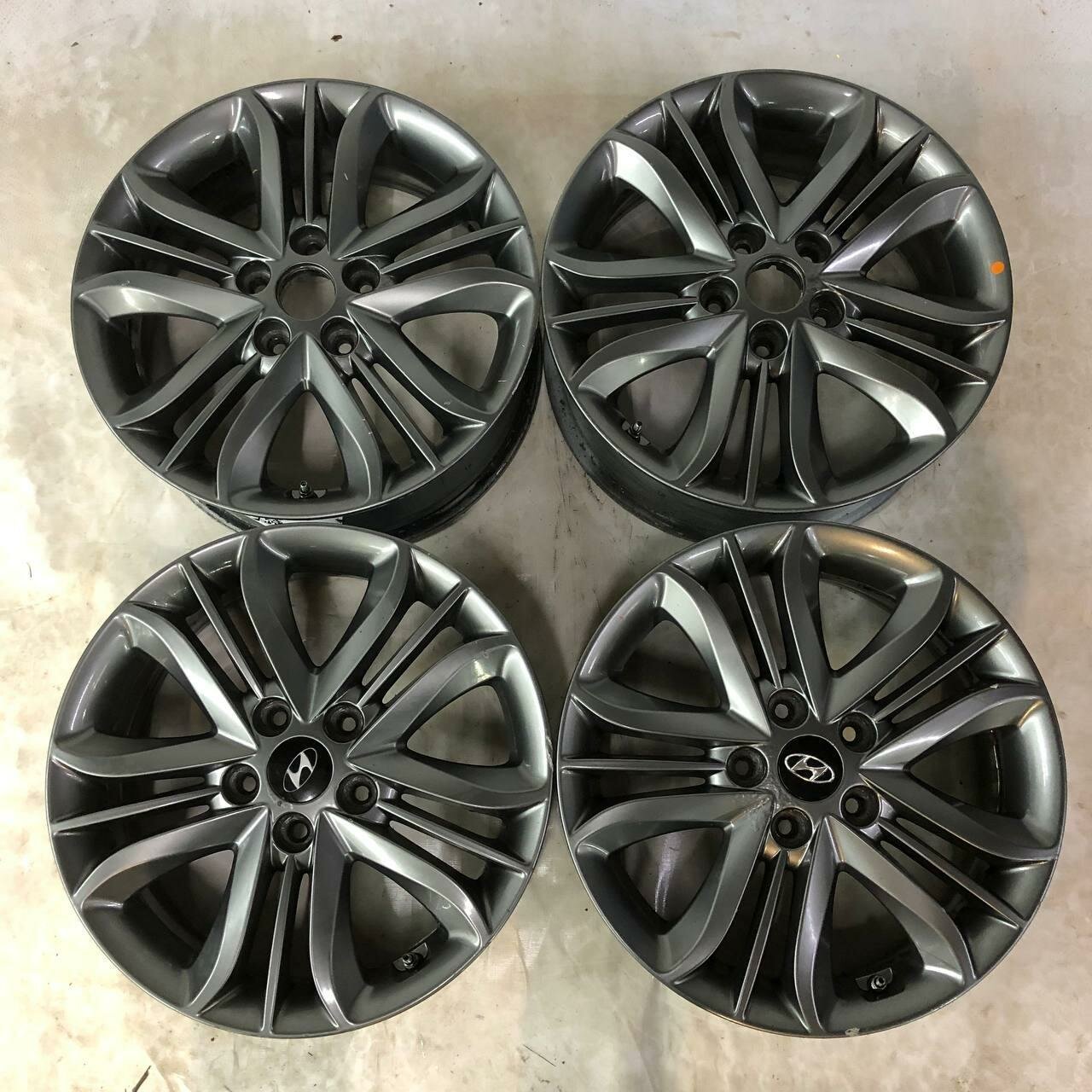 Колесные диски Hyundai 17x6.5 PCD 5x114.3 D67.1 ET51 (оригинал)