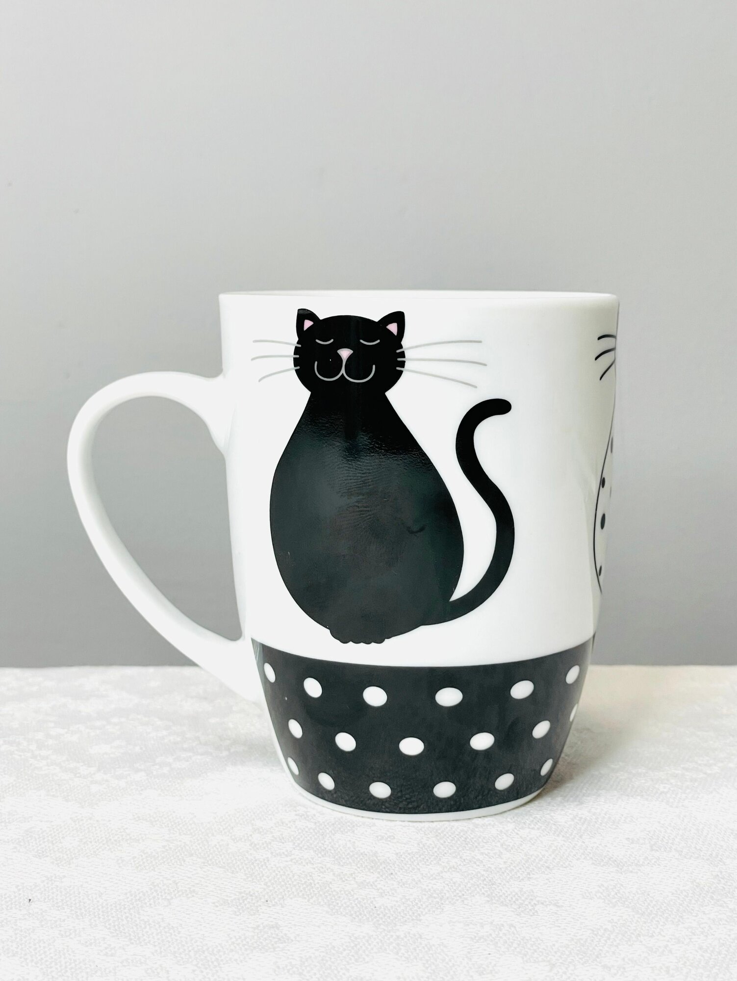 Кружка черно белая кошка, кот, котенок, фарфоровая, 350 мл, федерация