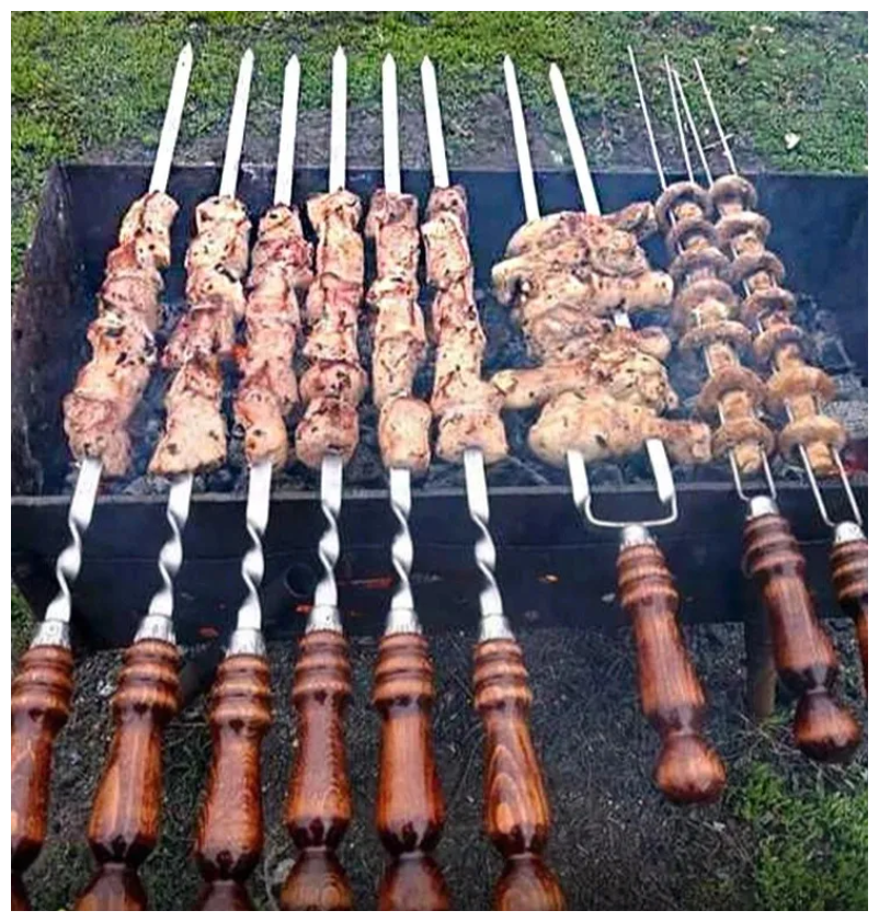 Набор: 6 шампуров с деревянной ручкой + кочерга + грибной шампур + шампур для курицы + нож-вилка / Подарок мужчине - фотография № 9