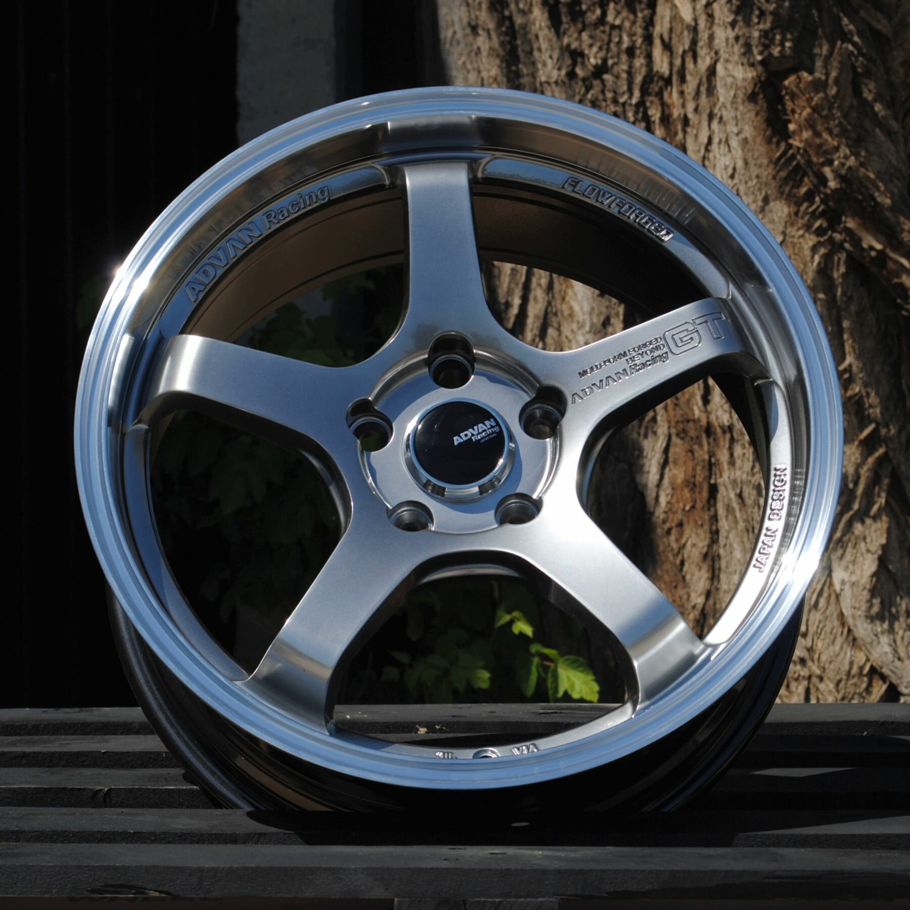 R17 Диск Advan GT Style 7.5J ET35 5*114.3