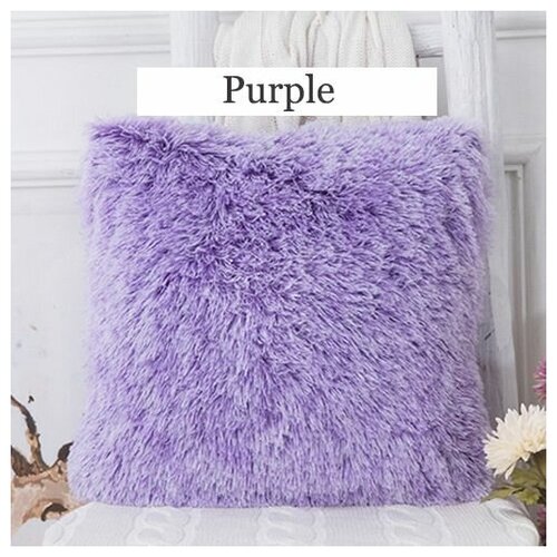 Декоративная меховая подушка 