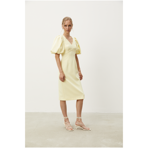фото Платье the robe, вискоза, в классическом стиле, прилегающее, до колена, размер s, желтый
