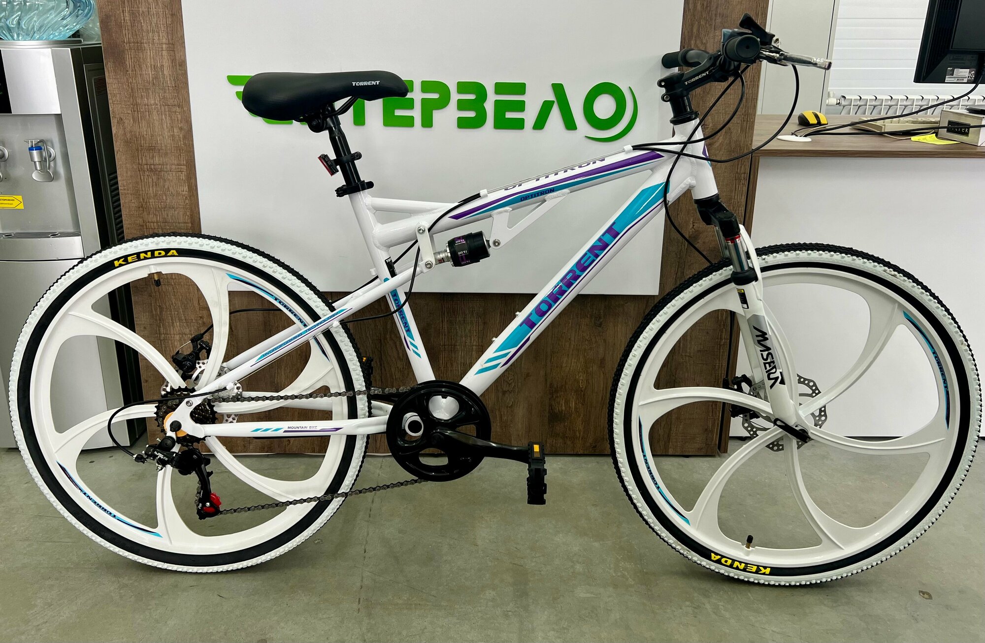 фото Велосипед Torrent Optitron 26' 7-скоростной, алюминиевый, литой диск, обвес Shimano