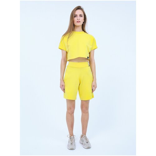 фото Базовые женский шорты с объёмным боковым рельефом udus