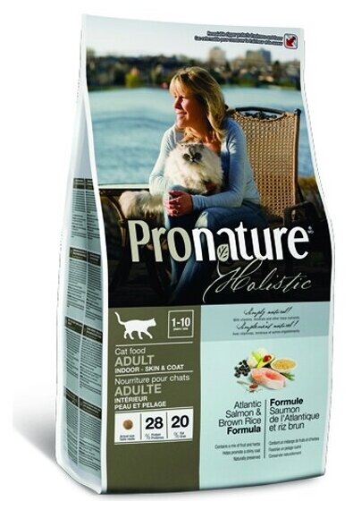 Корм Pronature Holistic Adult Indoor Skin & Coat Atlantic Salmon & Brown Rice Formula для домашних кошек, для кожи и шерсти, с лососем и рисом, 5.44 кг - фотография № 5