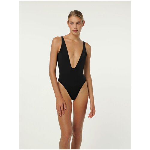 фото Слитный купальник с глубоким вырезом marmi