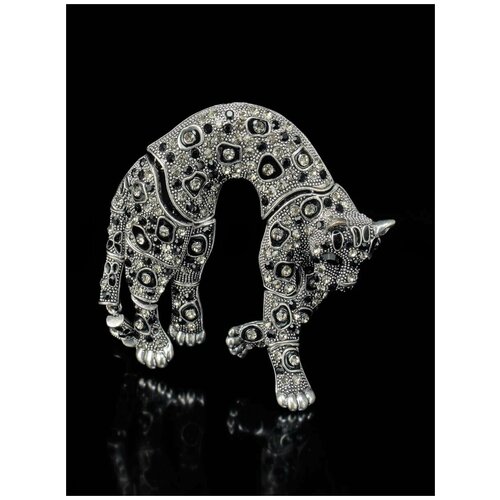 брошь женская бижутерия janess слон вставки цирконы эмаль искусственный жемчуг Брошь Janess, циркон, серебряный, черный