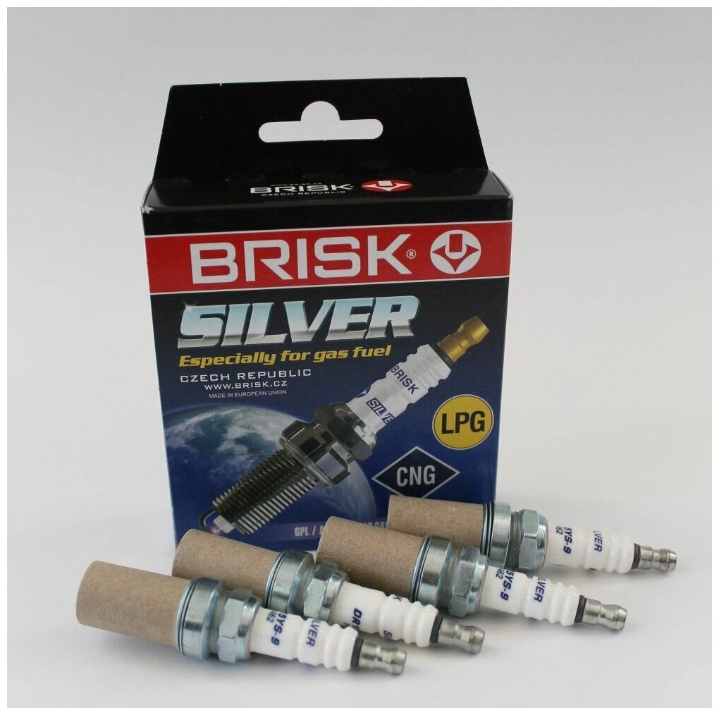 Свечи зажигания для ВАЗ (8 клап, инж.) газ / бензин ) BRISK Silver LR15YS-9 Комплект (4шт)