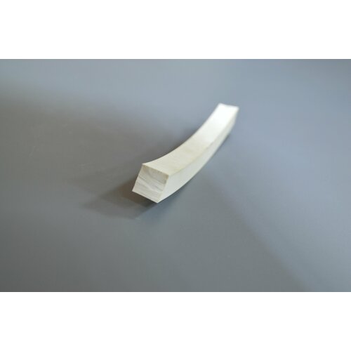 Шнур уплотнительный из вакуумной резины светлый размер 3х5 мм, длина 1 метр