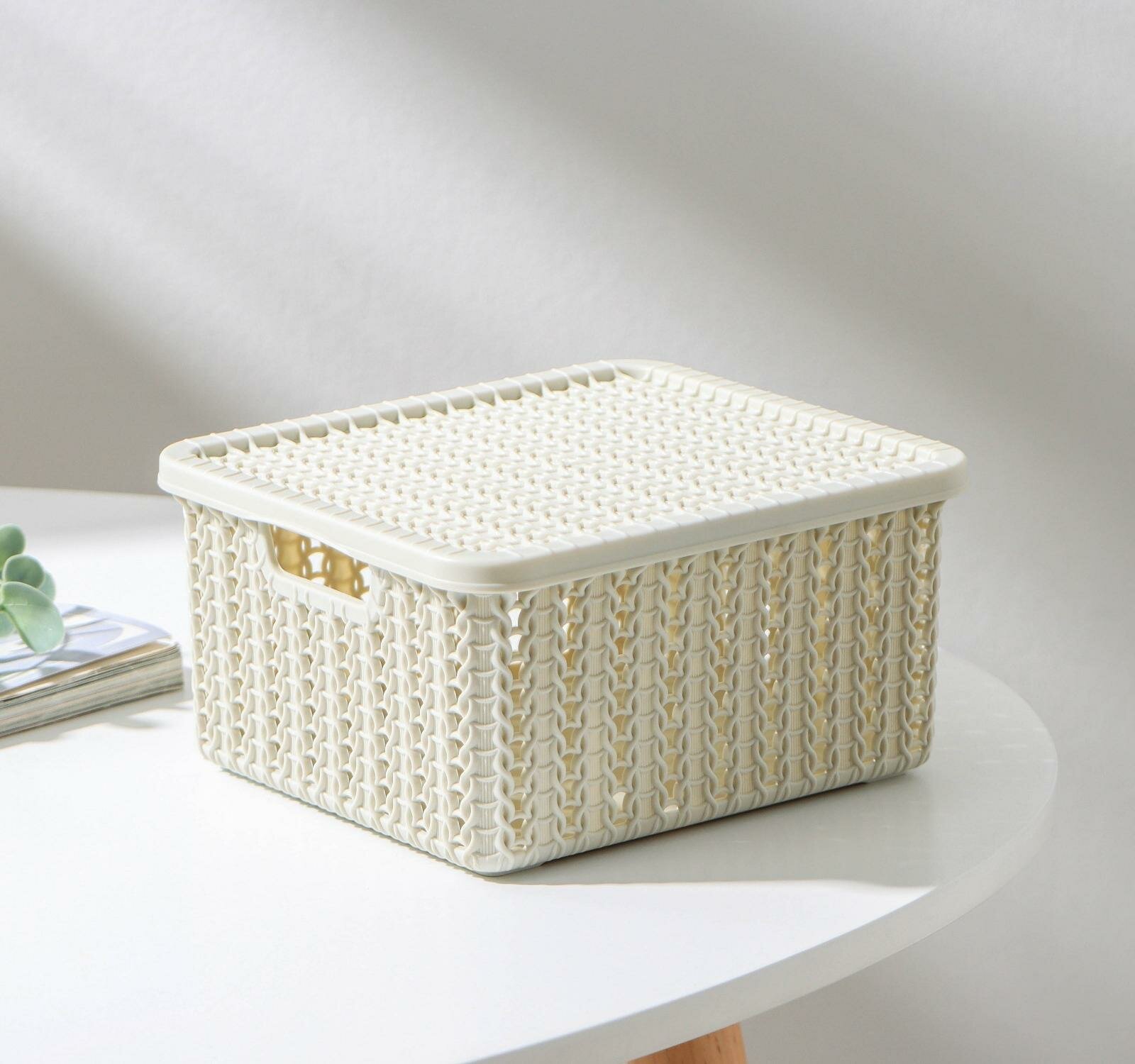 Коробка для хранения с крышкой "Вязание", 1,5 л, 17*15*8 см, цвет белый ротанг