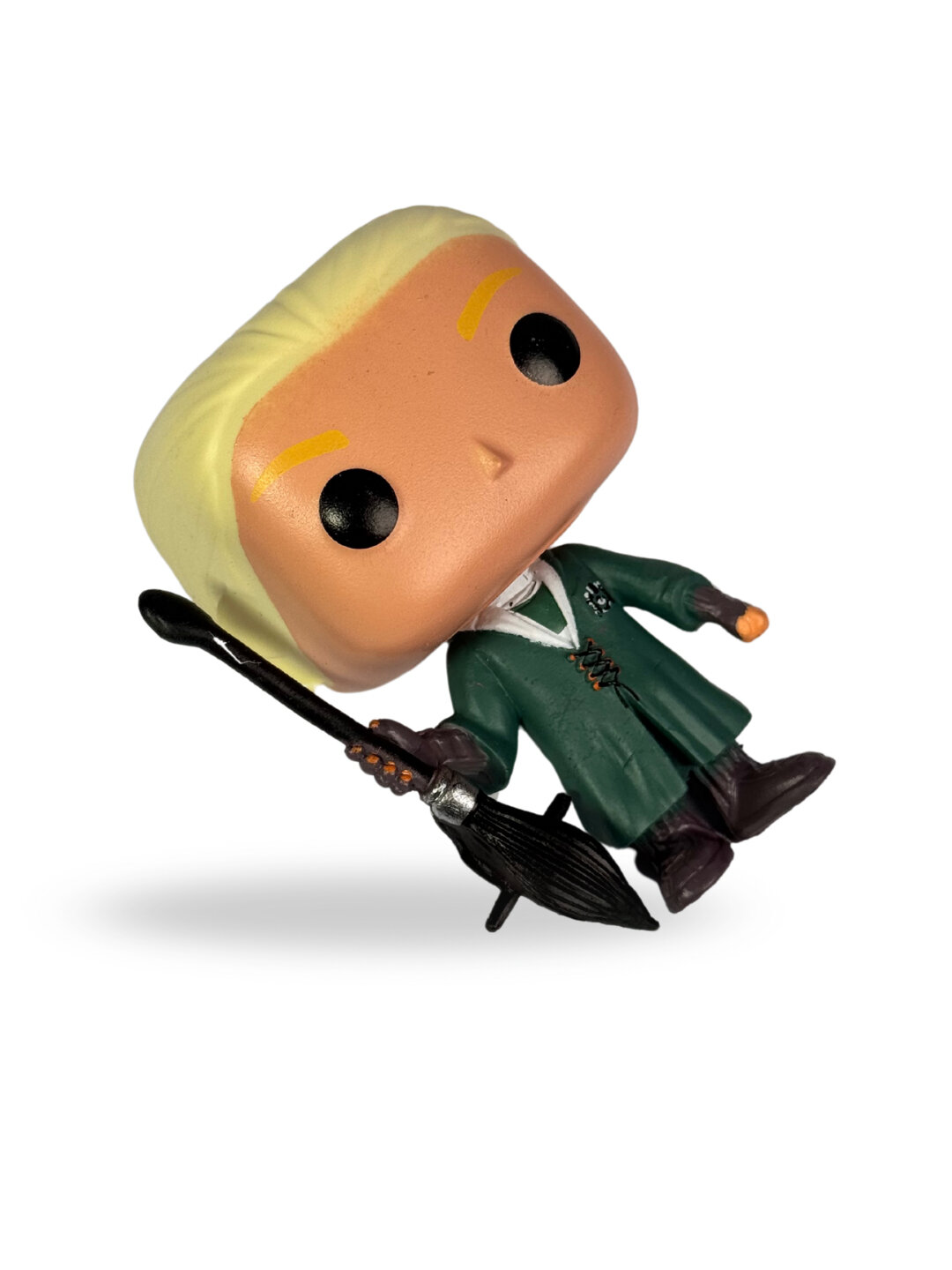 Фигурка Funko Harry Potter "Драко Малфой с Мётлой", винил, 16x11,5x9 см, красная — фото 1