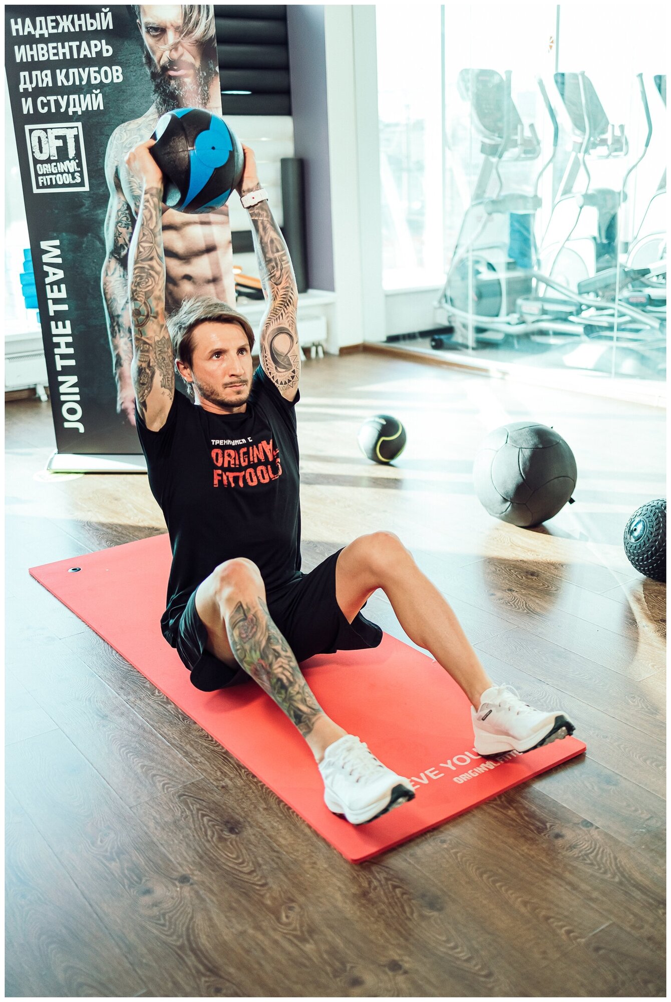 Original FitTools FT-DHMB-10, 10 кг черный/красный 28 см 10 кг - фото №6