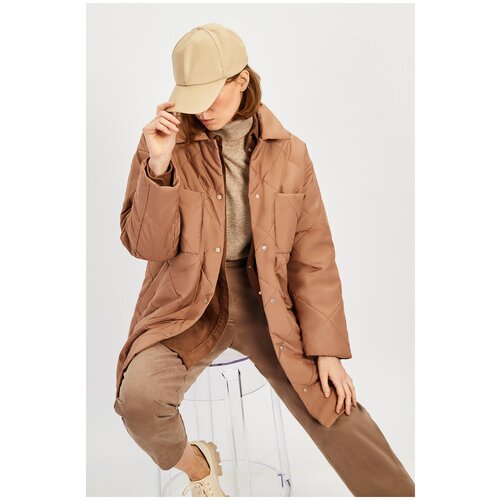 фото  куртка baon, демисезон/зима, силуэт прямой, без капюшона, карманы, стеганая, вентиляция, утепленная, водонепроницаемая, ветрозащитная, размер 52, бежевый