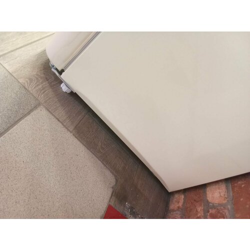 Холодильник MAUNFELD MFF186NFRBG 98190₽