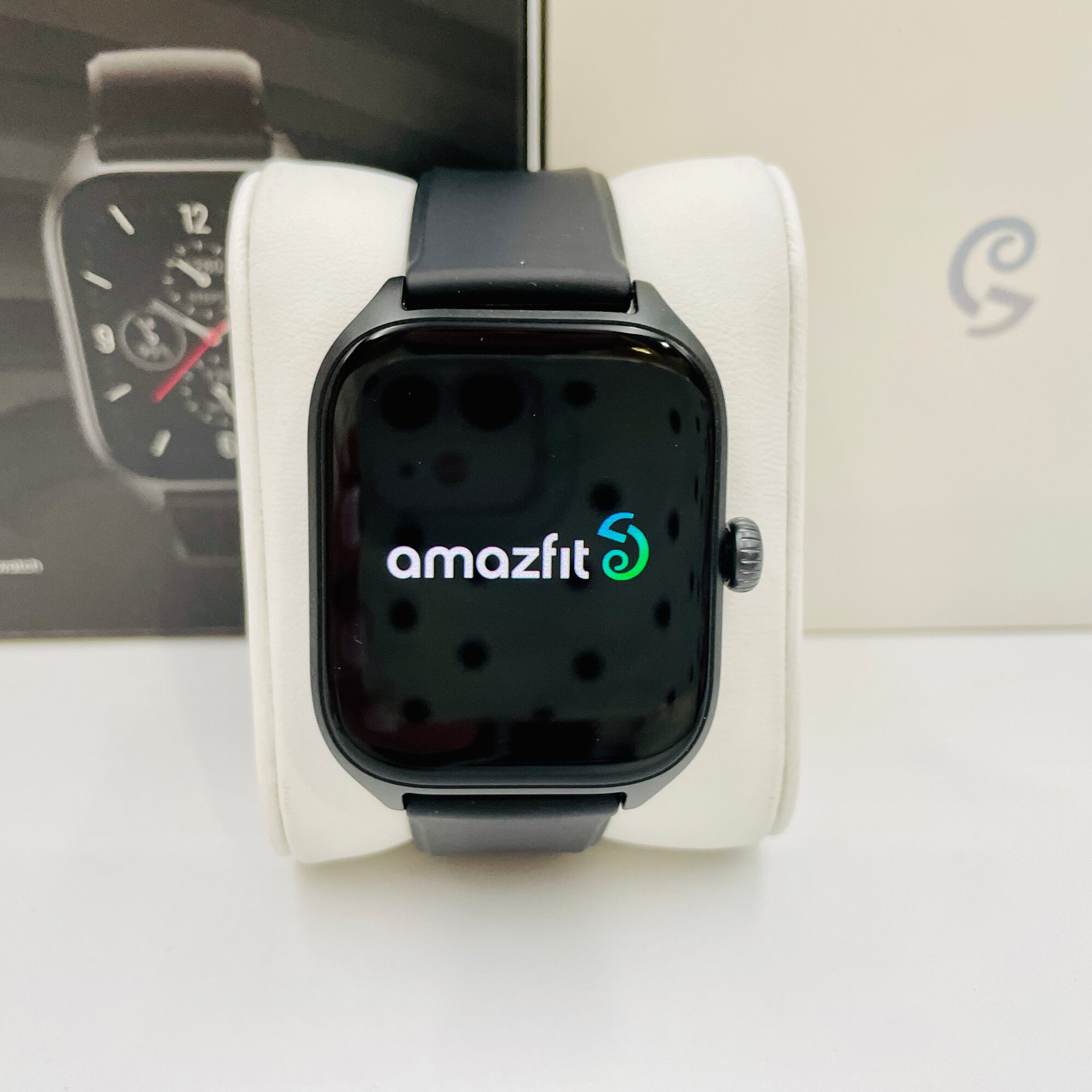 Смарт часы Amazfit GTS 4 Бесконечная чернота — фото 1