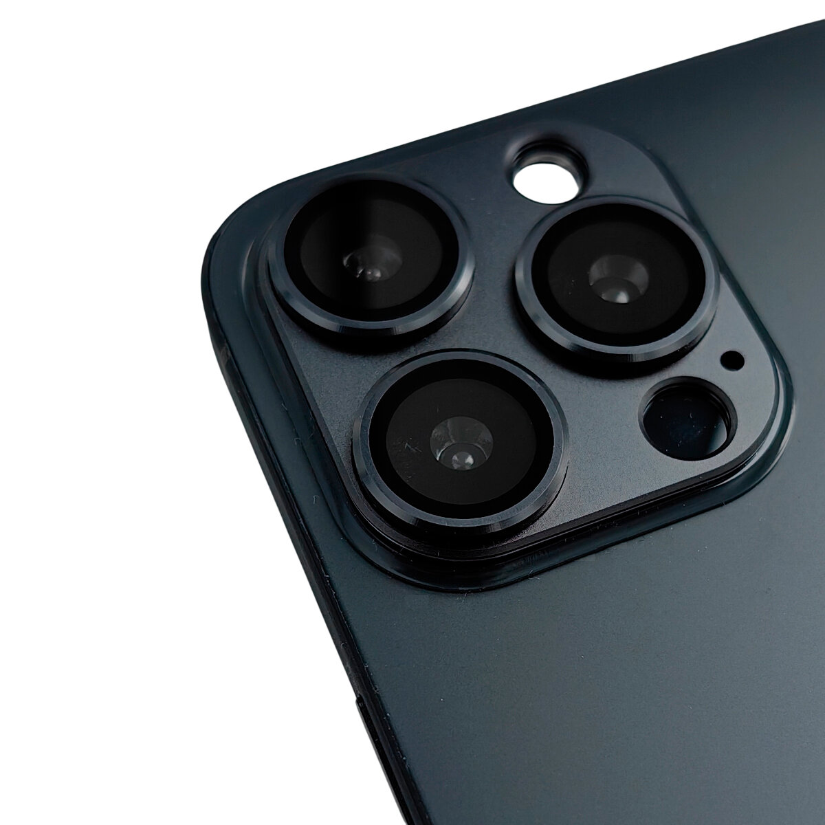 Защитное стекло на камеру Apple iPhone 15 Pro / 15 Pro Max черный титан — фото 1