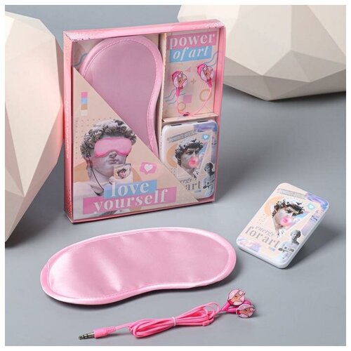 Набор маска для сна наушники вакуумные и внешний аккумулятор 5000 mAh Love 205 х 165 см 1233₽