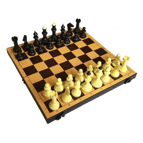 Владспортпром Шахматы обиходные с пластиковой доской коричневый игровая доска в комплекте