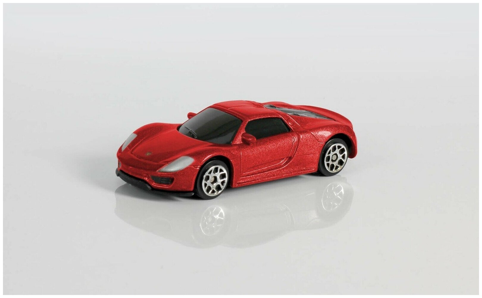 Машинка металлическая Uni-Fortune RMZ City Porsche 918 Spyder без механизмов (красный) 1 шт