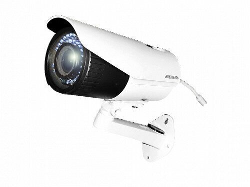 уличная корпусная IP видеокамера наблюдения Hikvision DS-2CD3624FP-IZS 2 Мп подсветкой до 30м