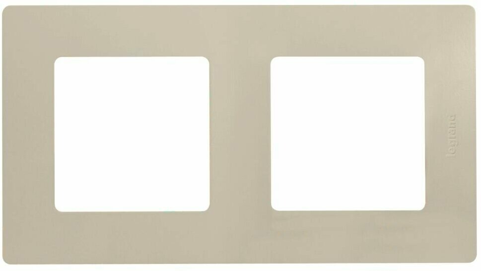Рамка на 2 поста слоновая кость Legrand Etika 672512