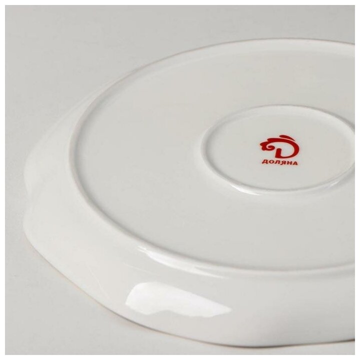 Тарелка фарфоровая пирожковая Доляна «Млечный путь», d=19 см, цвет белый в крапинку (1шт.)