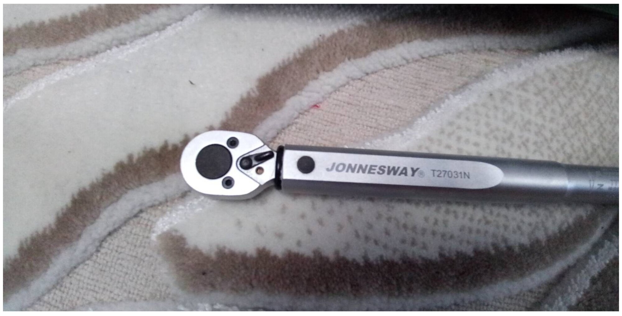 Динамометрический ключ Jonnesway - фото №9