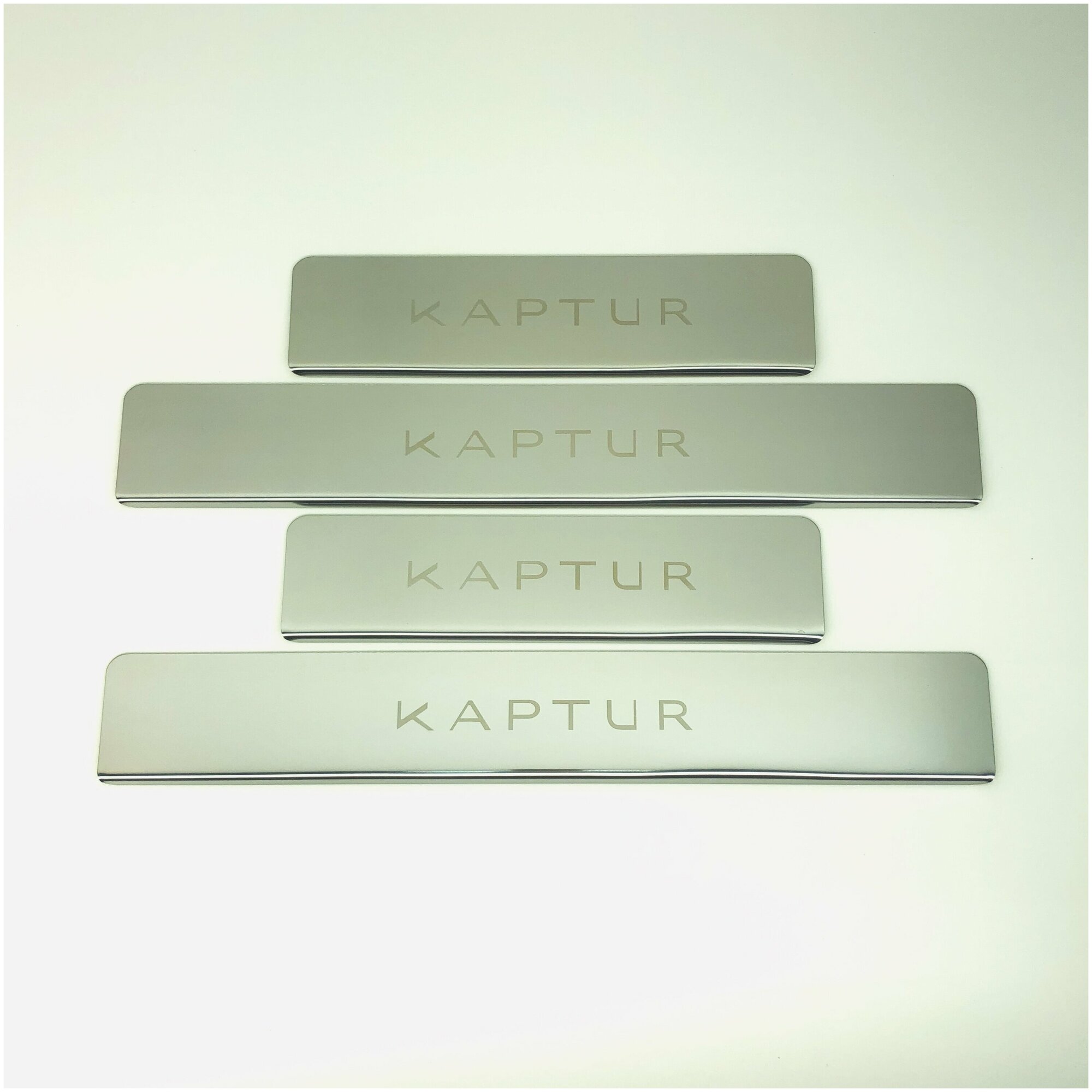 Накладки на пороги из нержавеющей стали для Renault Kaptur (2016-н. в.) комплект 4 шт.