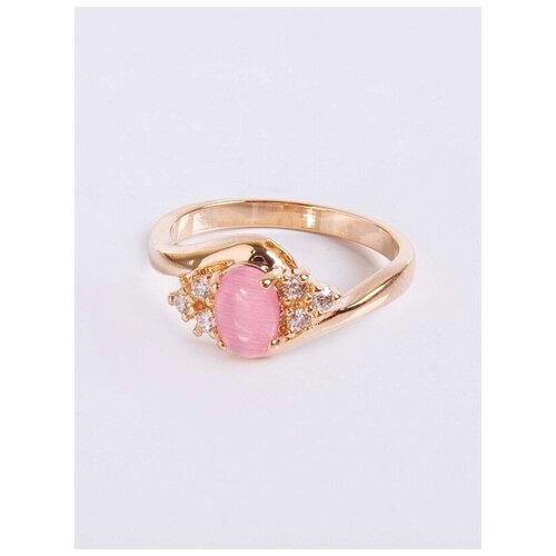фото Кольцо lotus jewelry, бижутерный сплав, золочение, кошачий глаз, размер 20, розовый