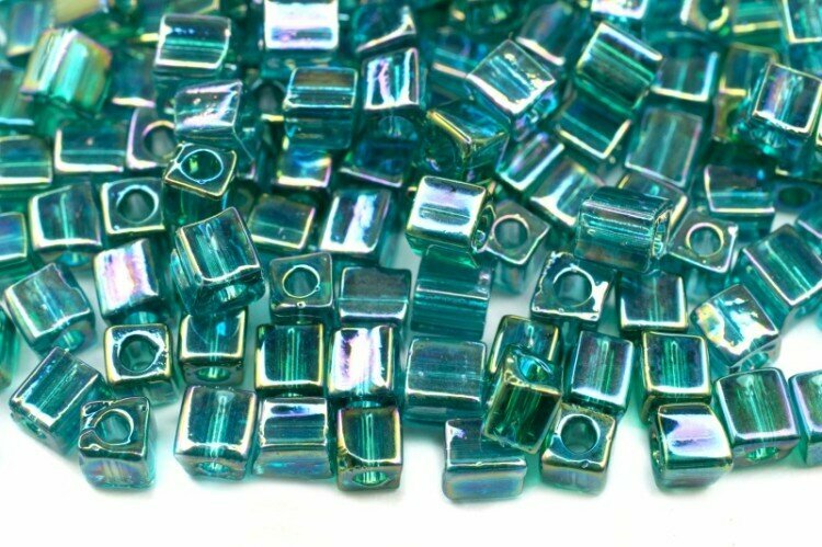 Бисер японский Miyuki Cube кубический 3мм #2405R бирюзовый, радужный прозрачный, 10 грамм