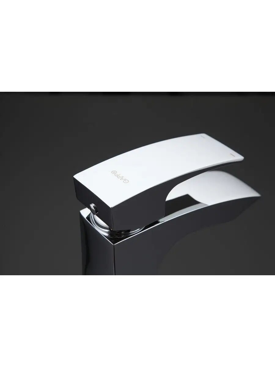 Смеситель для раковины низкий Gappo G07 G1007, латунь, цвет хром — фото 1