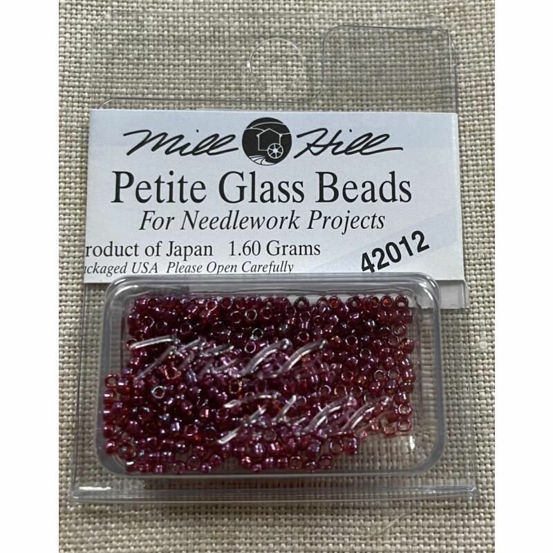 Стеклянный бисер Mill Hill Seed-Petite Glass Seed Beads 1,6 гр, цвет: 42012