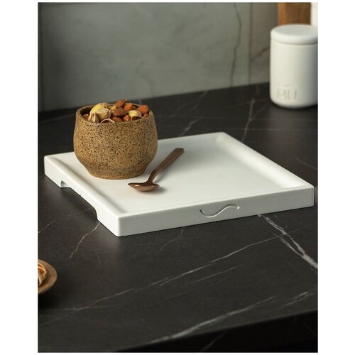 Поднос декоративный кухонный Dorian Square S, 20x20 см, бетон, черный матовый