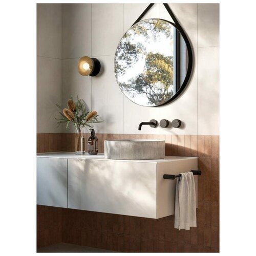 Зеркало круглое на ремне из натуральной кожи, d54 см