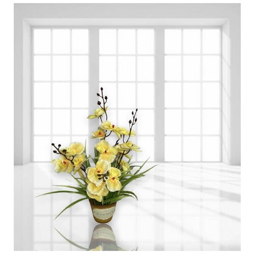 Композиция с искусственной орхидеей