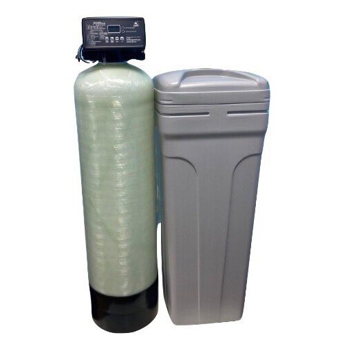 Автоматический фильтр умягчения, обезжелезивания воды RunXin 1035 Q, под загрузку. До 3 человек потребителей.