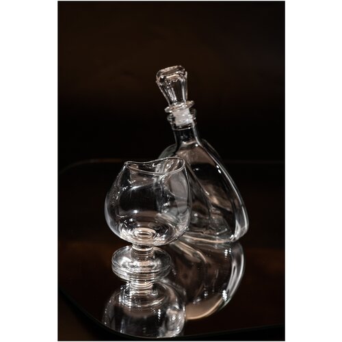 Подарочный набор - Два бокала для коньяка и плоский графин серии Хмельное стекло