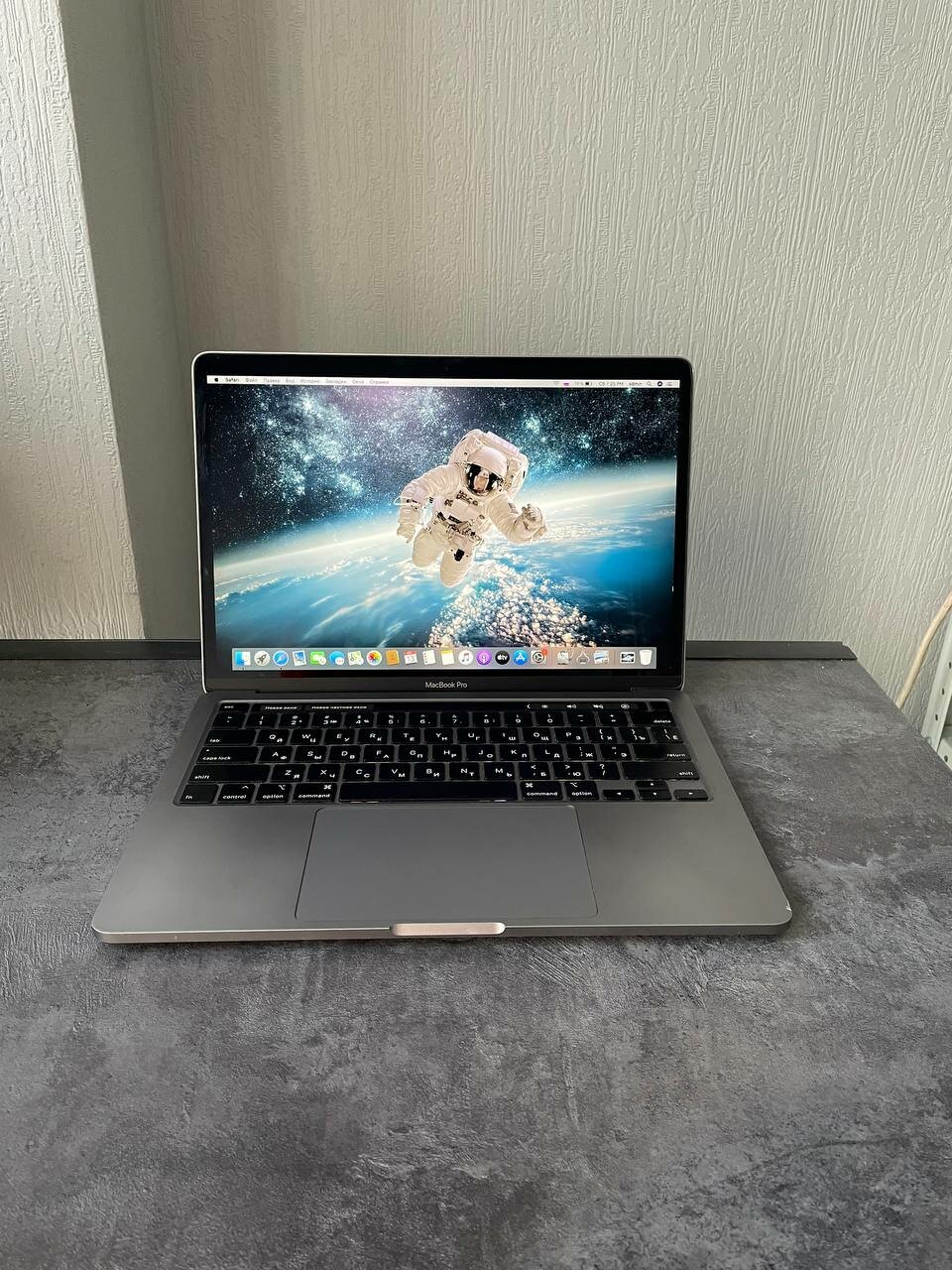 Macbook pro 13 2019 16gb 256gb — купить по низкой цене на Яндекс