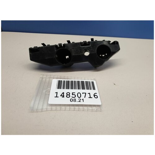 Кронштейн бампера переднего правый для Infiniti QX56 QX80 Z62 2010- 622206GW0B