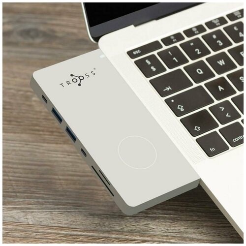 USB-C Хаб для Macbook с возможностью беспроводной зарядки стандартом QI 999000₽