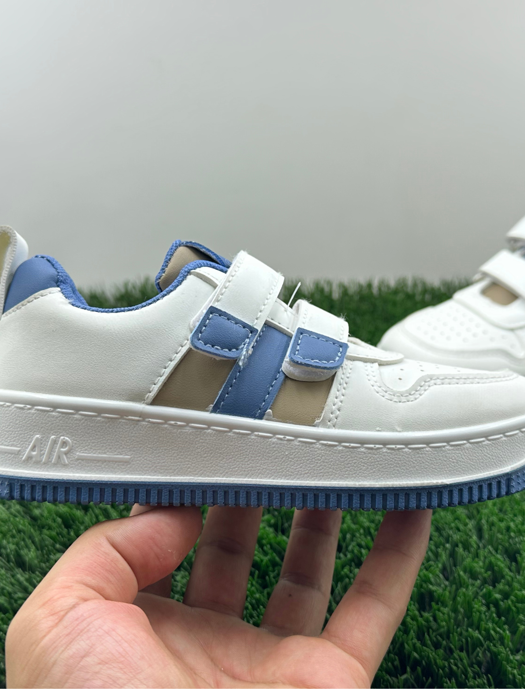 Кроссовки LIDER, размер 30, белый/голубой — фото 1