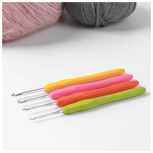 Набор крючков для вязания, d = 2-3,5 мм, 14 см, 4 шт, цвет разноцветный (1шт.)