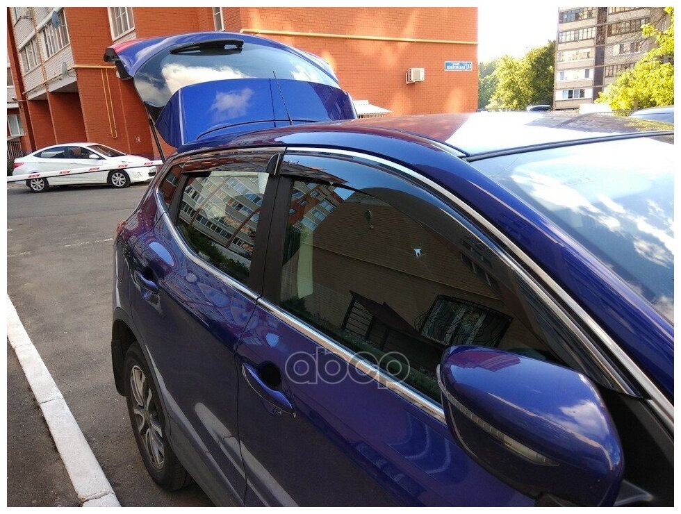 Дефлекторы окон Vinguru Nissan Qashqai II 2013- крос накладные литьевой поликарбонат скотч 4 шт - фото №6