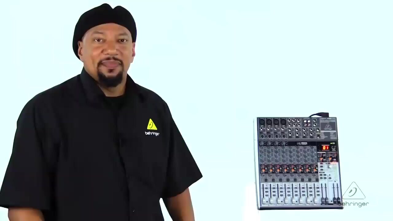 Behringer X1832USB С реверберационным миксером, встроенной звуковой картой, 14 каналов, 32 эффектов, 6-канальный усилитель микрофона, 3-секционный балансированный настройка — фото 1