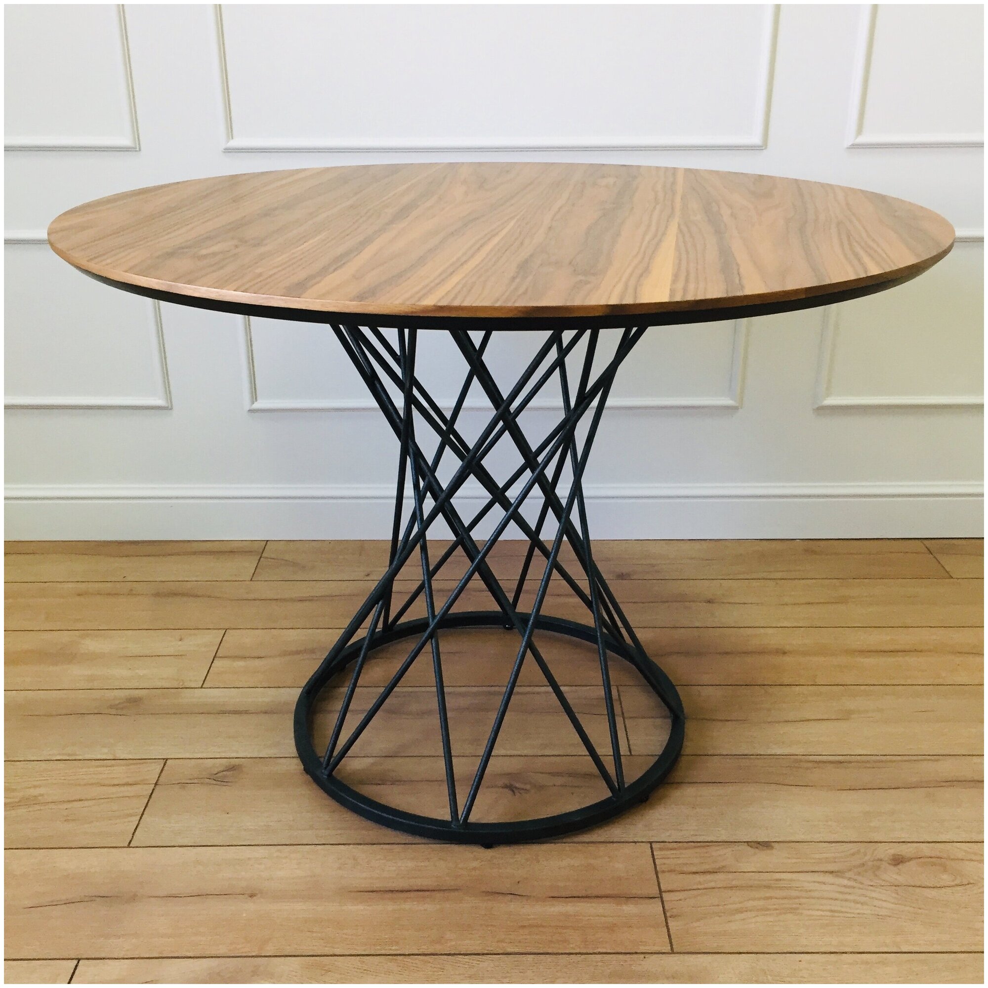 Стол обеденный в шпоне кухонный круглый столик в гостиную на кухню, Korston 110 см