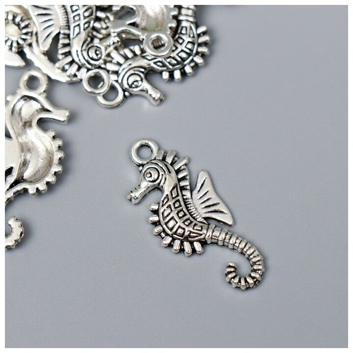 Декор металл для творчества "Морской конёк" серебро G142B709 2,9х1,2 см./ В упаковке: 15