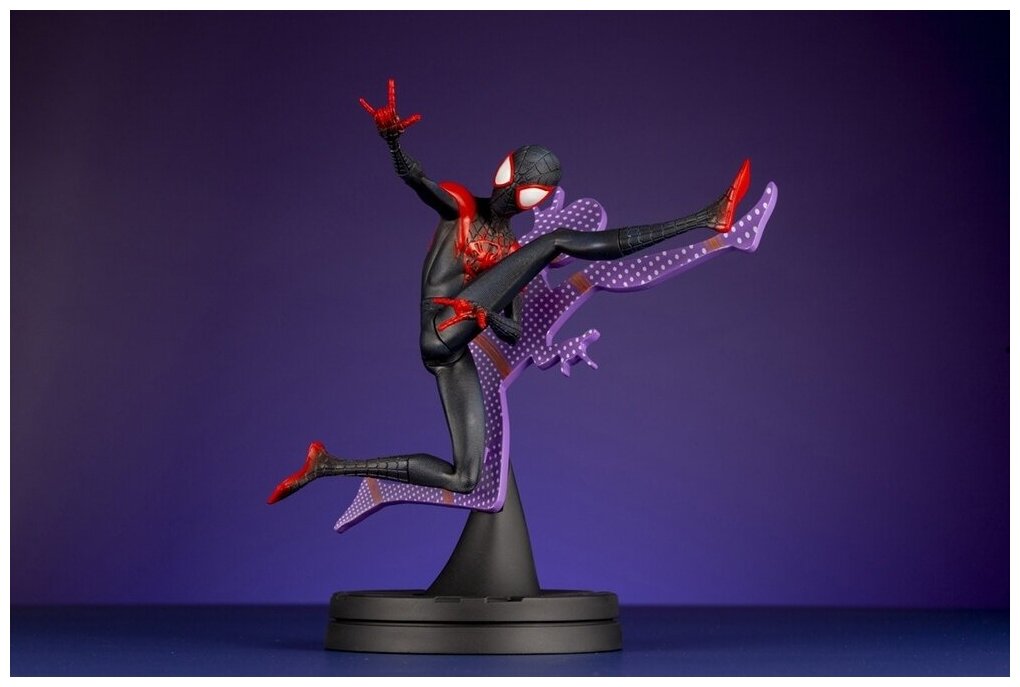 Фигурка SPIDER-MAN: Into the SPIDER-VERSE MILES MORALES Hero suit ver. ARTFX+ STATUE